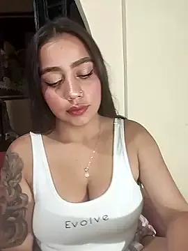 Aishax_- from StripChat is Freechat