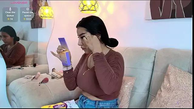 Unleash your urge for fetish cams livestreamers with our pick of steaming hot models, versed in the art of seduction and indulgence.