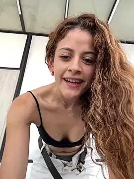 Photos of alana15 from StripChat is Freechat