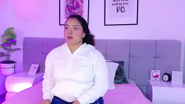 Alanaa_Gomez from StripChat is Freechat