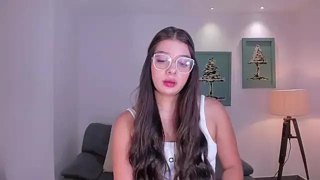 AlanaCardona from StripChat is Freechat