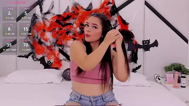 Unleash your urge for fetish cams livestreamers with our pick of steaming hot models, versed in the art of seduction and indulgence.