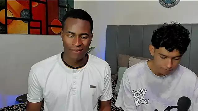 Unleash your urge for fetish cams livestreamers with our pick of steaming hot models, versed in the art of seduction and indulgence.