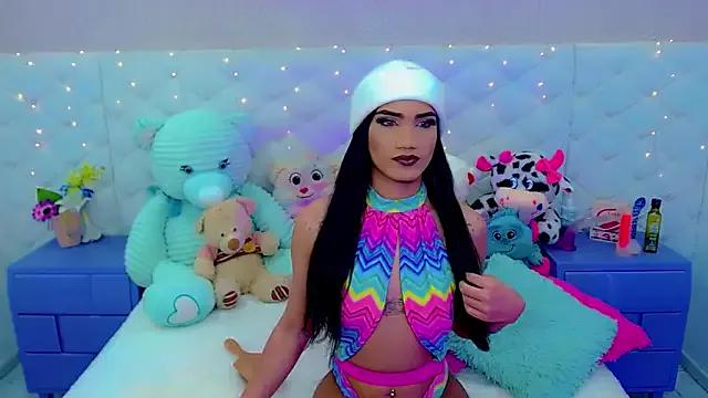 Unleash your urge for fetish cams livestreamers with our pick of steaming hot models, versed in the art of seduction and indulgence.