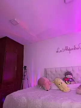 Unleash your urge for fetish cams livestreamers with our pick of steaming hot models, versed in the art of seduction and indulgence.