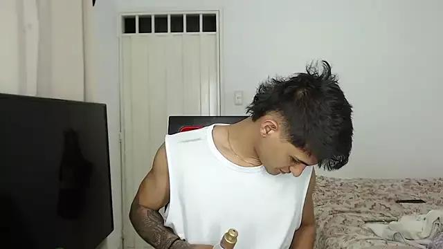 Unleash your urge for fetish cams livestreamers with our pick of steaming hot models, versed in the art of seduction and indulgence.