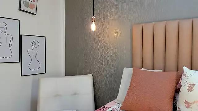 Alexa_Thaylor_ from StripChat is Freechat