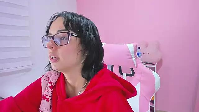 alexaa_fox from StripChat is Freechat