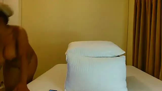 ALEXABOUJEE95 from StripChat is Freechat