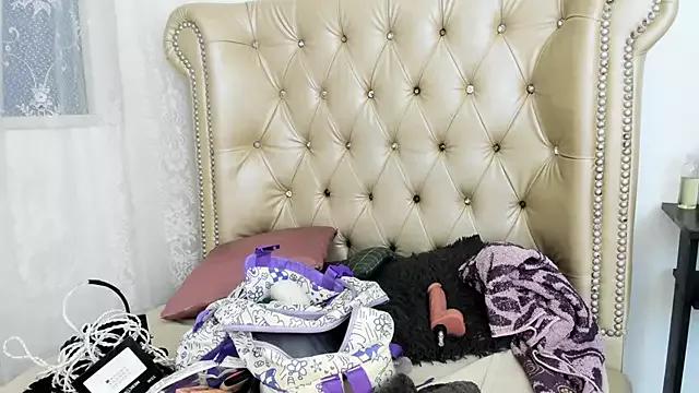 Unleash your urge for fetish cams livestreamers with our pick of steaming hot models, versed in the art of seduction and indulgence.