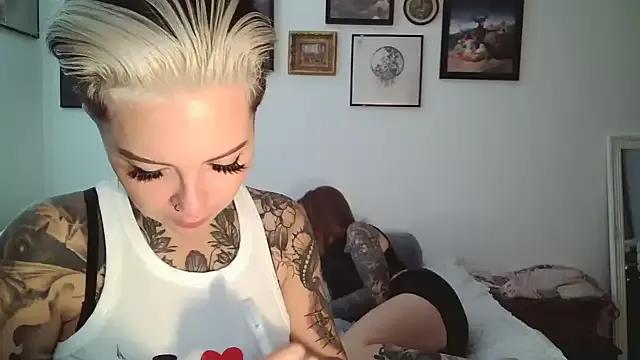 Alexandersonxo from StripChat is Freechat