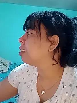 alexandraluv from StripChat is Freechat