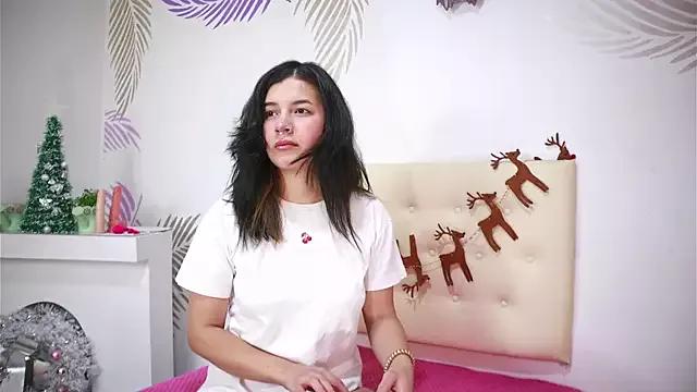 AlexiaClark7 from StripChat is Freechat