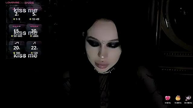 alexx_succubus from StripChat is Freechat
