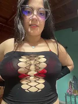 Unleash your urge for fetish cams livestreamers with our pick of steaming hot models, versed in the art of seduction and indulgence.