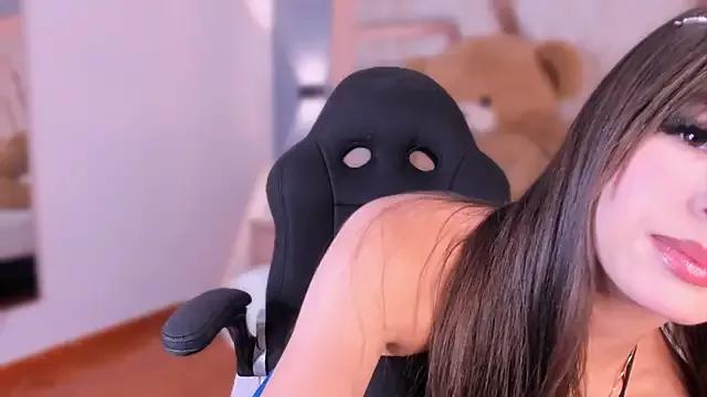 Unleash your urge for fetish cams livestreamers with our pick of steaming hot models, versed in the art of seduction and indulgence.