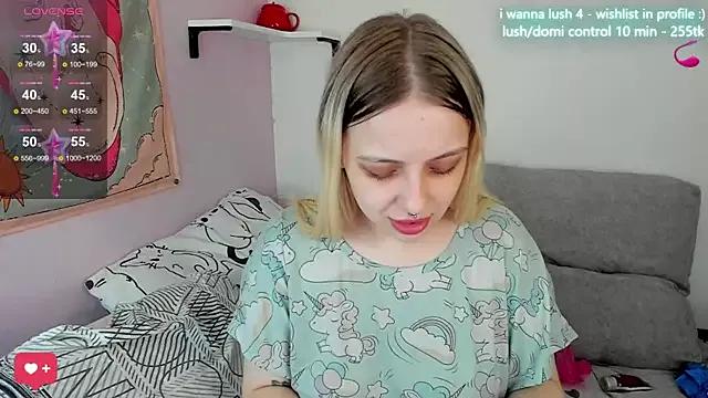 Unleash your urge for fetish cams livestreamers with our pick of steaming hot models, versed in the art of seduction and indulgence.