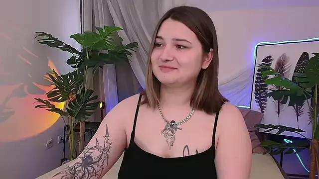 Alice_Walters from StripChat is Freechat