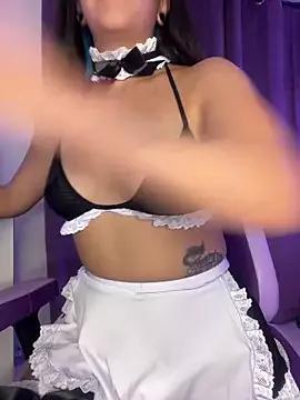 Unleash your urge for fetish cams livestreamers with our pick of steaming hot models, versed in the art of seduction and indulgence.