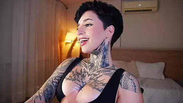 Unleash your urge for fetish cams livestreamers with our pick of steaming hot models, versed in the art of seduction and indulgence.