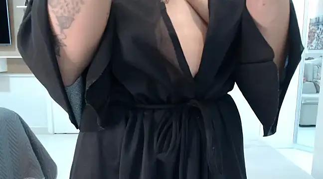 Unleash your urge for fetish cams livestreamers with our pick of steaming hot models, versed in the art of seduction and indulgence.