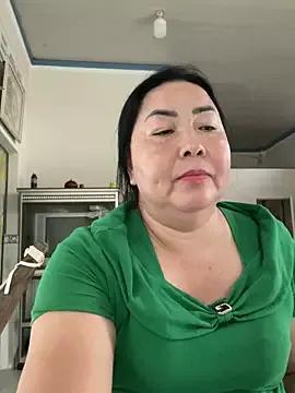 Alinat_ from StripChat is Freechat