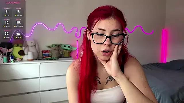 alis_moon66 from StripChat is Freechat