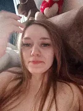 AlisaKisa from StripChat is Freechat