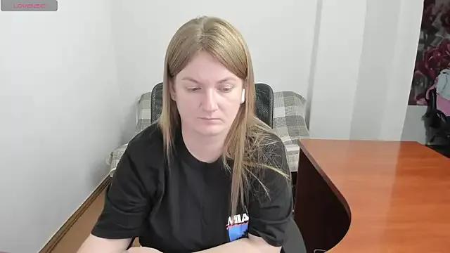 Alisha_Skyes from StripChat is Freechat
