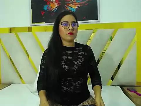 Unleash your urge for fetish cams livestreamers with our pick of steaming hot models, versed in the art of seduction and indulgence.