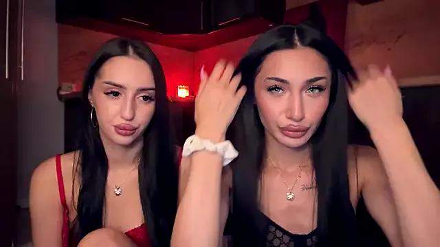 Unleash your urge for fetish cams livestreamers with our pick of steaming hot models, versed in the art of seduction and indulgence.