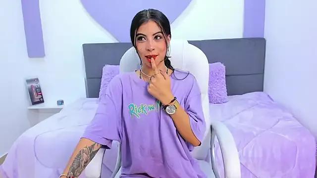 Unleash your urge for fetish cams livestreamers with our pick of steaming hot models, versed in the art of seduction and indulgence.