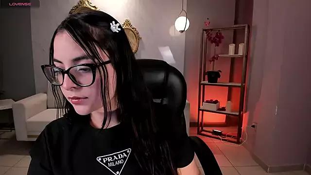 AllisonRogersX from StripChat is Freechat