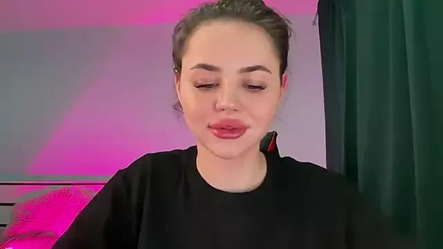 Unleash your urge for fetish cams livestreamers with our pick of steaming hot models, versed in the art of seduction and indulgence.