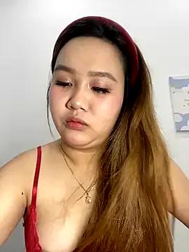 Almira6868 from StripChat is Freechat