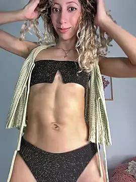 AlmmaMoon from StripChat is Freechat