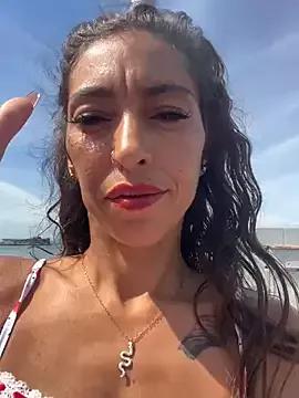 Unleash your urge for fetish cams livestreamers with our pick of steaming hot models, versed in the art of seduction and indulgence.