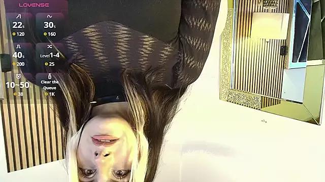 Amapolagoddess_ from StripChat is Freechat