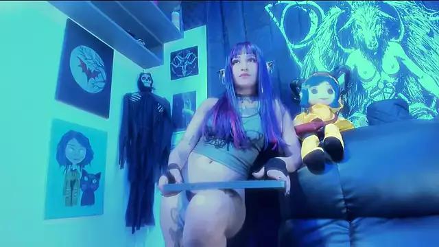 Unleash your urge for fetish cams livestreamers with our pick of steaming hot models, versed in the art of seduction and indulgence.