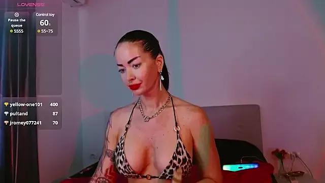 amber_tasty from StripChat is Freechat