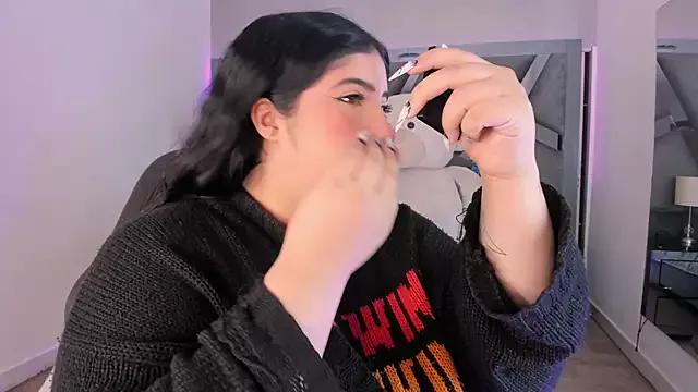 Unleash your urge for fetish cams livestreamers with our pick of steaming hot models, versed in the art of seduction and indulgence.