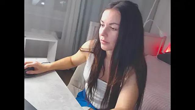 ameliamersi from StripChat is Freechat
