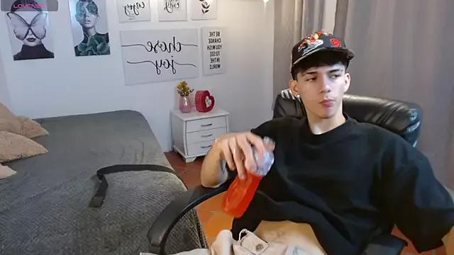 AmethystShadow17 from StripChat is Freechat