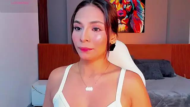 Unleash your urge for fetish cams livestreamers with our pick of steaming hot models, versed in the art of seduction and indulgence.