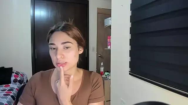 Unleash your urge for fetish cams livestreamers with our pick of steaming hot models, versed in the art of seduction and indulgence.
