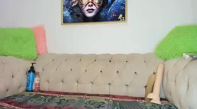 Unleash your urge for fetish cams livestreamers with our pick of steaming hot models, versed in the art of seduction and indulgence.
