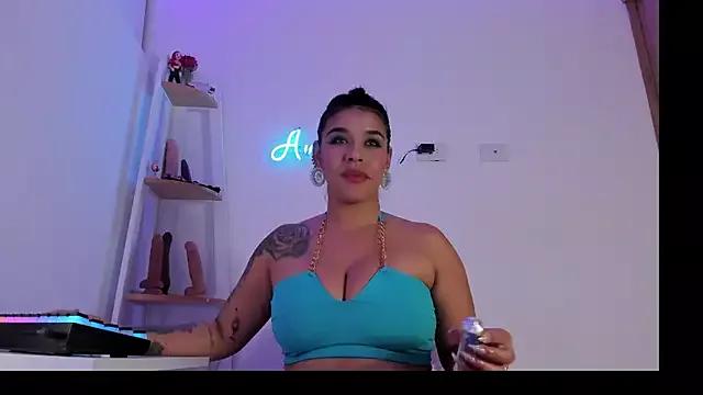andrea_lopezz_ from StripChat is Freechat