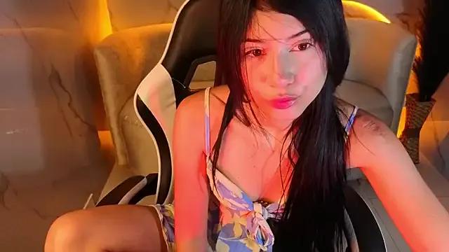 Unleash your urge for fetish cams livestreamers with our pick of steaming hot models, versed in the art of seduction and indulgence.