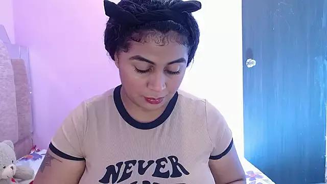 AndreaSweet2 from StripChat is Freechat