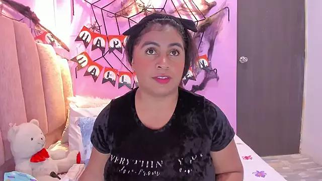 AndreaSweet2 from StripChat is Freechat